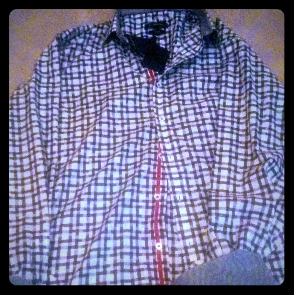New Bugatchi men's dress shirt